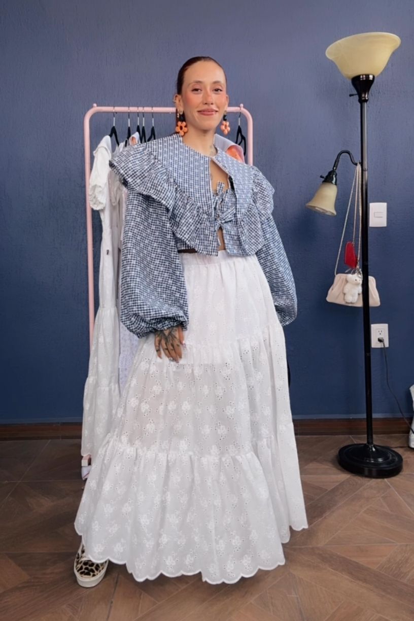 Falda Brenda blanca bordada